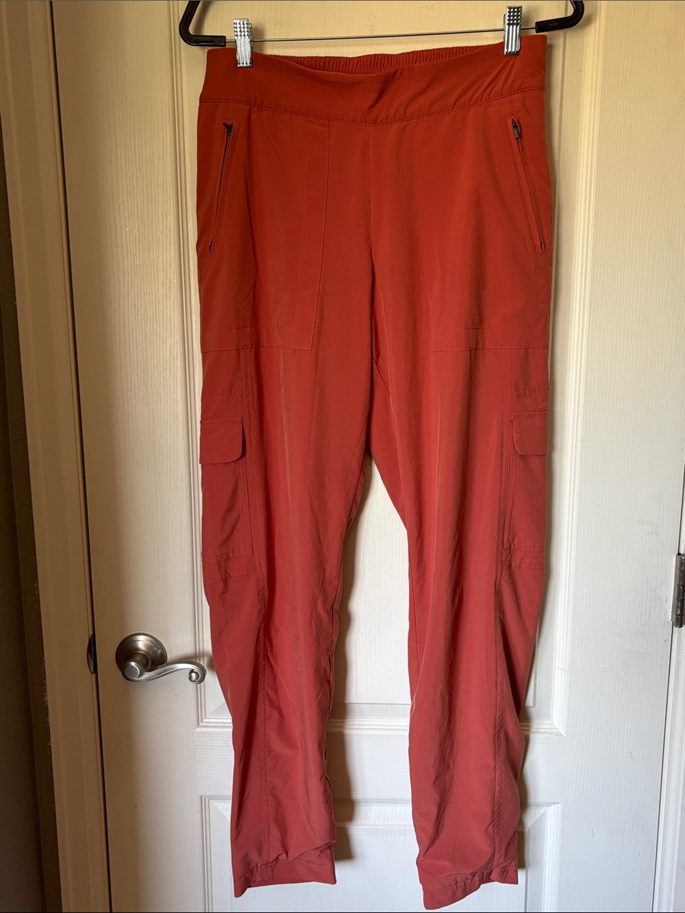 Athleta Chelsea Cargo Lined Pants 10 Tall Coral